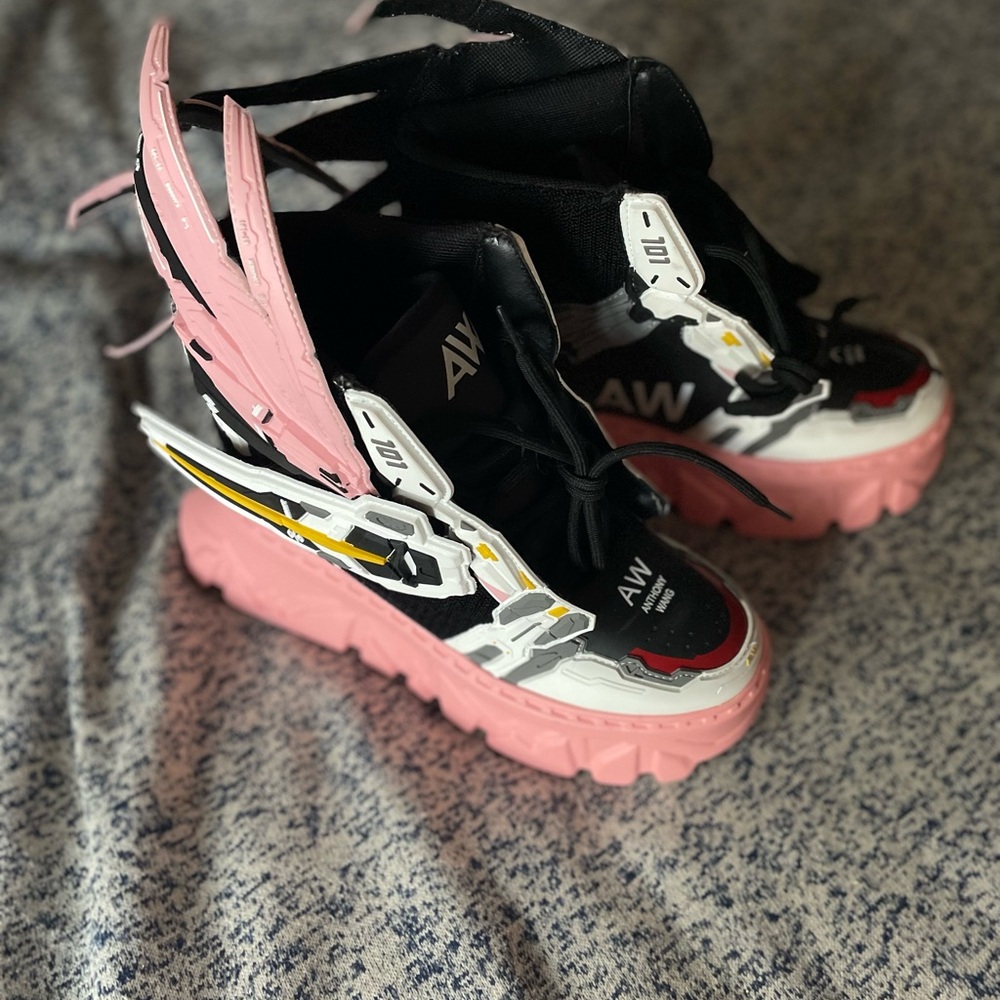 Anthony Wang Women's Pink and Black Platform Sneakers - G 04 Pink (Gooseberry)